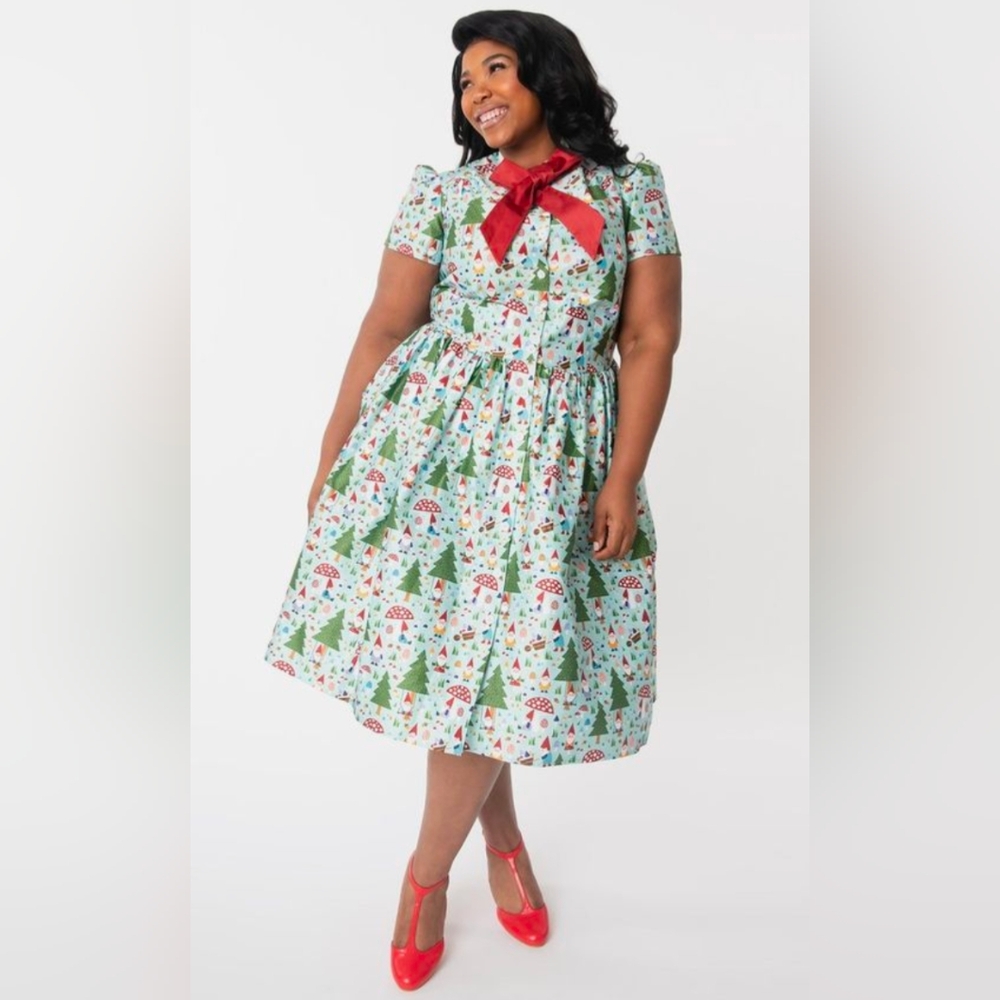 Unique Vintage Festive Gnome Print Swing Dress Size 16
